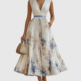 Rowella | Elegant maxikjole med plisseringer