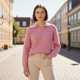 Nadia™ — Elegant Bluse med Blød Krave