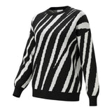 Zebríe™ – Graphic Knit Pullover